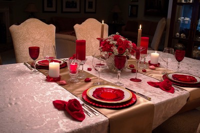 Valentine's Day Tablescape - Fog Crest Vineyard