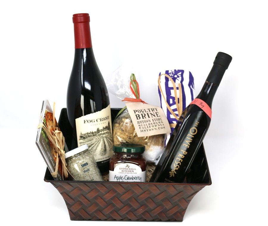 Cook's Gift Basket with Pinot Noir