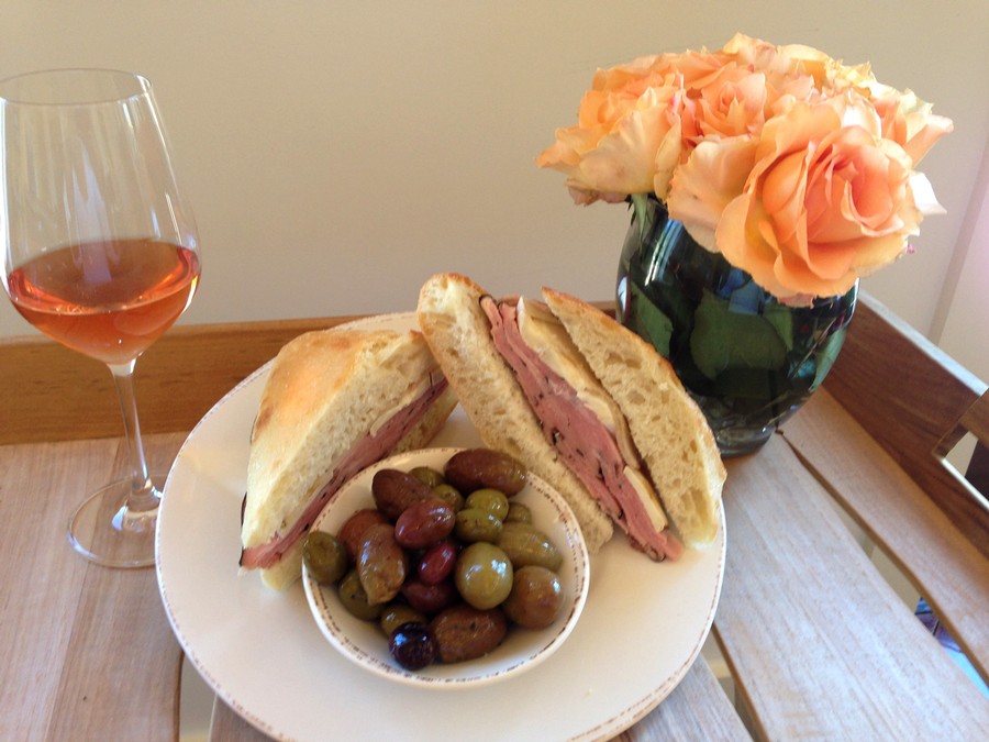 Roast Beef Sandwich w/ Assorted Olives